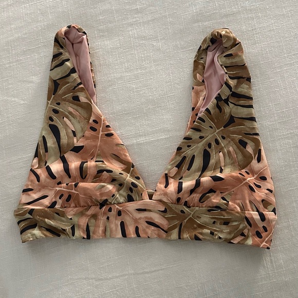 Billabong Other - Billabong Hula Palm Bikini Top